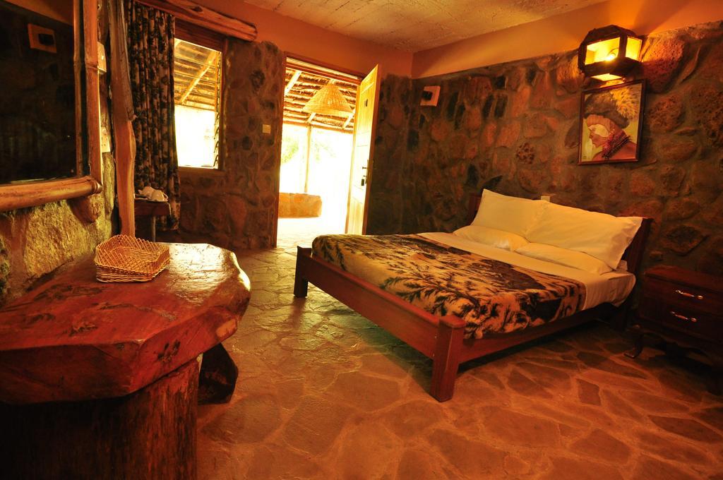 Naiberi River Campsite & Resort Елдорет Номер фото